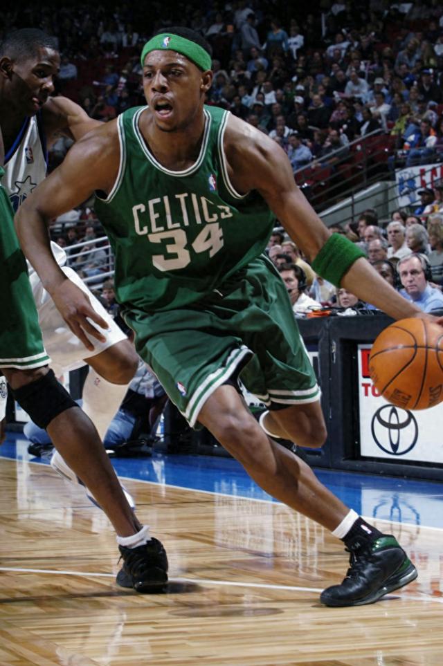 20岁，首秀，曼城主力，他是球队救火英雄